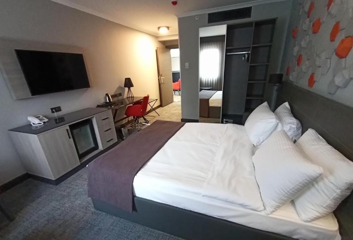 Days Hotel By Wyndham Ankara Cankaya المظهر الخارجي الصورة